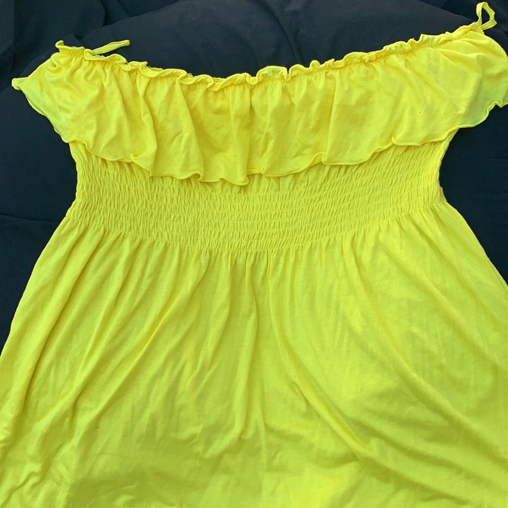 M Women’s Yellow 💛🌞 Tube Top!